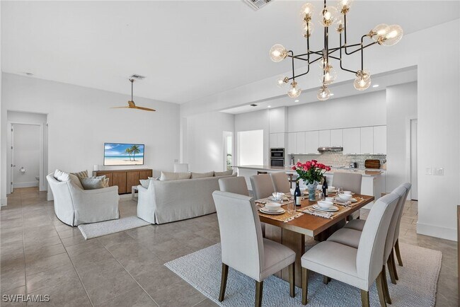 Building Photo - 14835 Dockside Ln