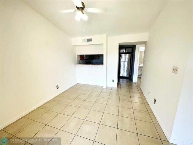 Building Photo - 15290 SW 106th Ln