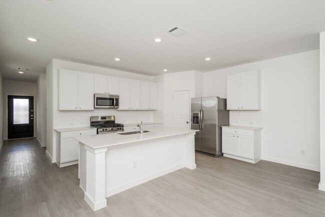 Building Photo - 606 Kayden Ct