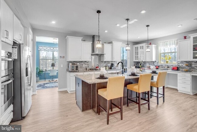 Building Photo - 12950 Blue Sky Pl