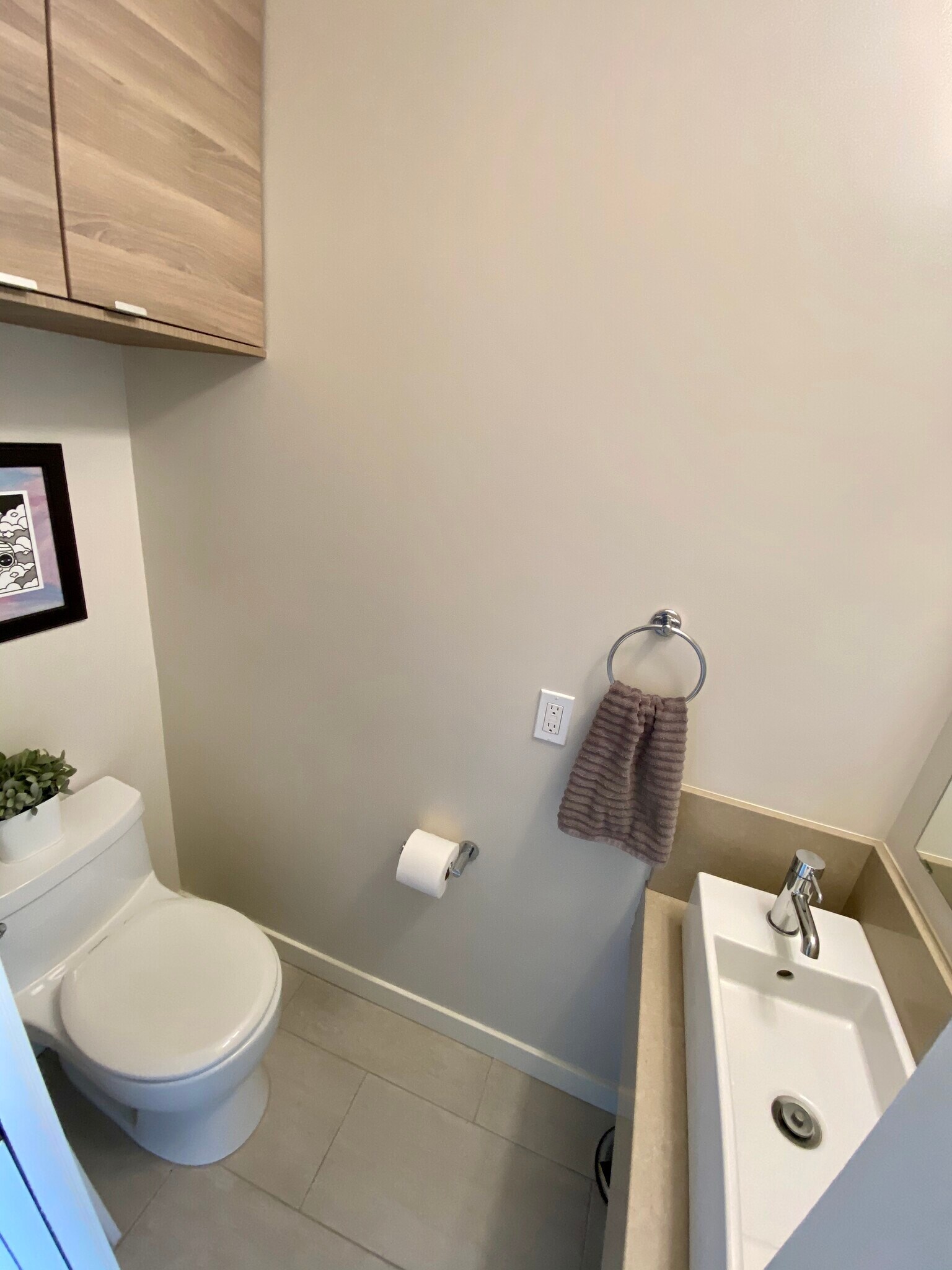 half bath off kitchen - 272 Termino Ave