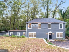 Building Photo - 3220 Ingleside Ave