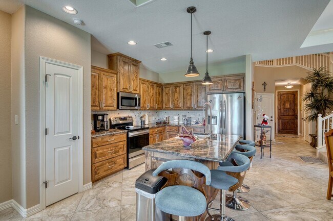 Building Photo - 301 Firestone Dr