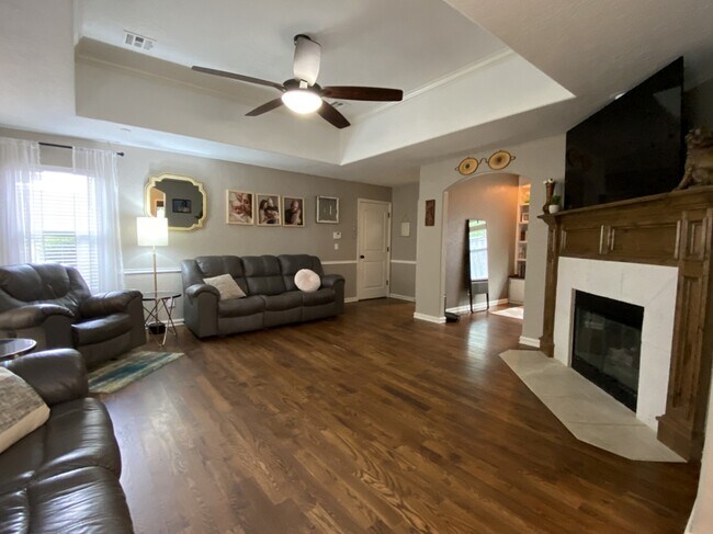 Building Photo - 10713 Masters Cir