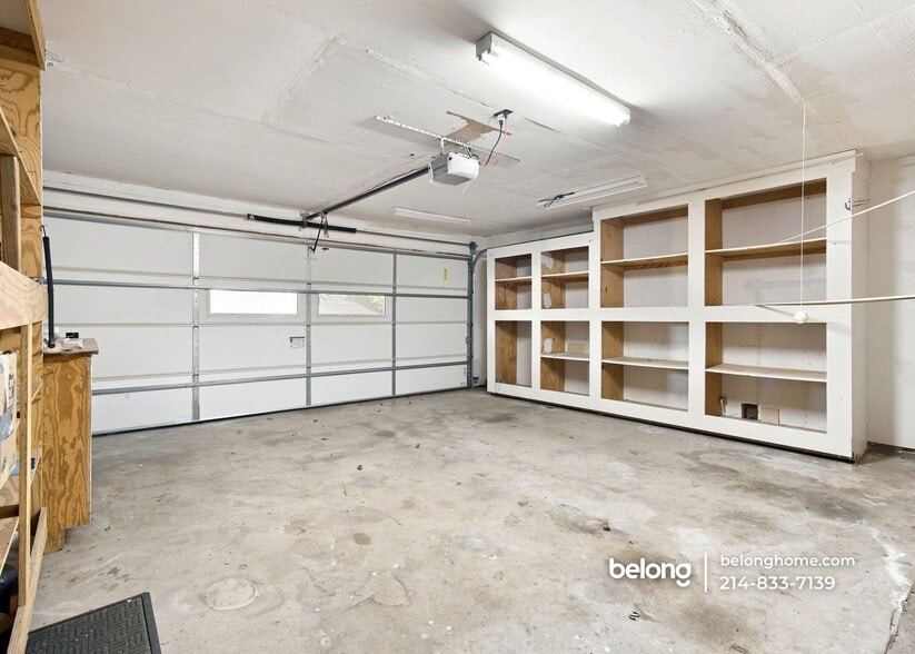 Building Photo - 1624 Lands End St