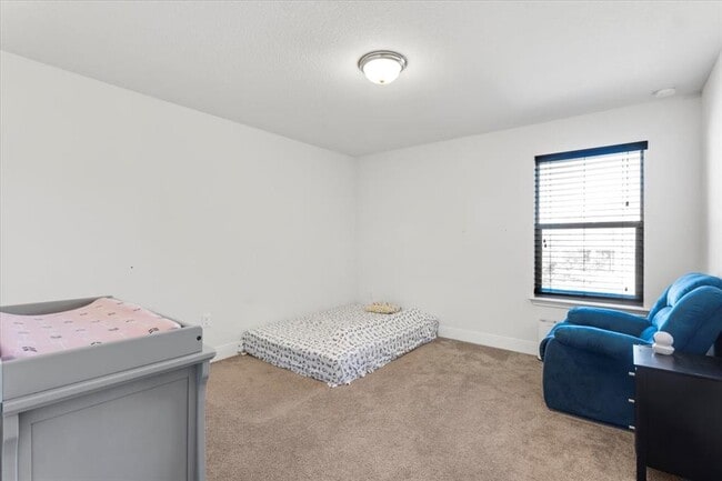 Building Photo - 6713 Ondantra Bnd