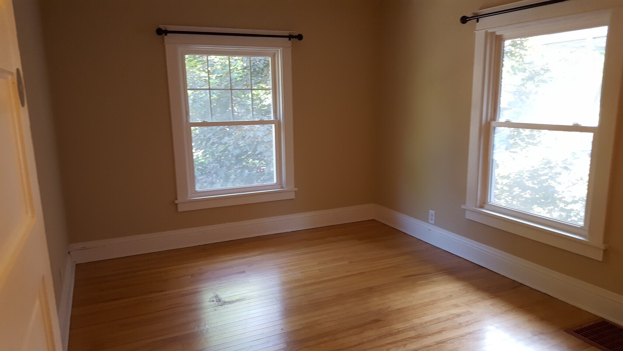 Bedroom 3 (up) - 1005 1st St SW