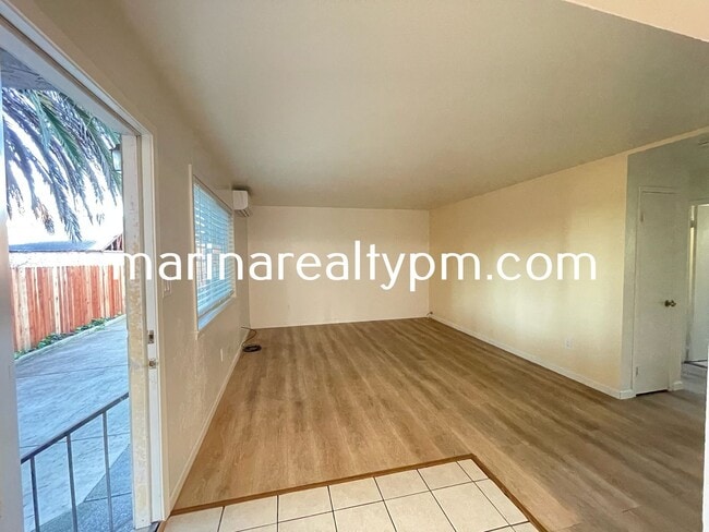 Building Photo - 114 Carolina St