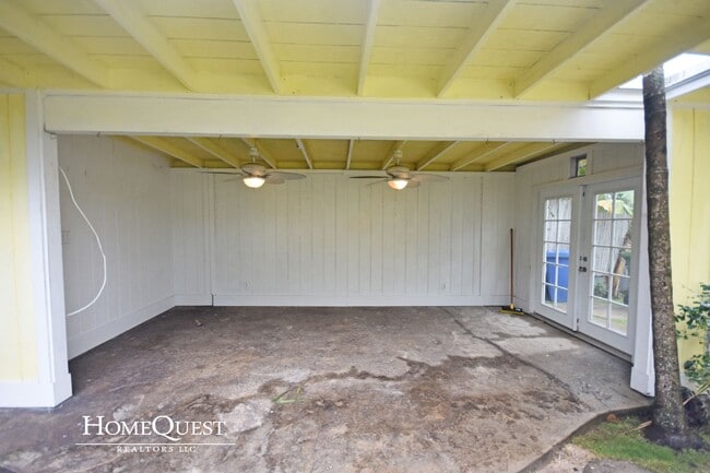 Building Photo - Live in Kailua Town!  Pet Friendly 3/2 with A/C - $4400