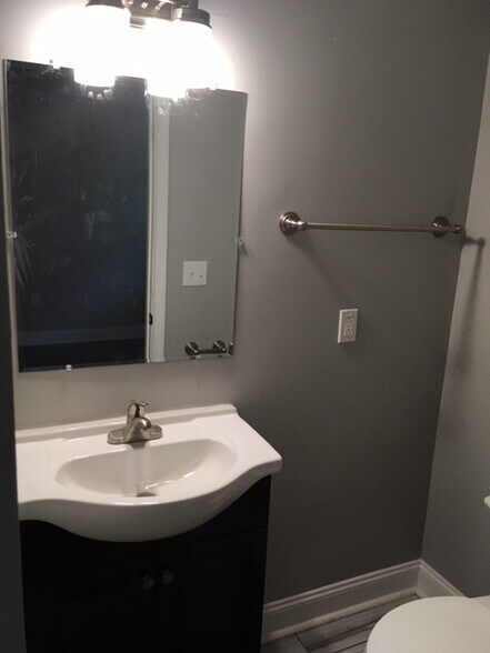 Building Photo - 5439 Penn Ave