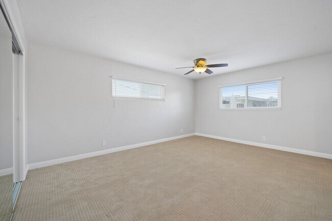 Building Photo - 131 Opal Ave