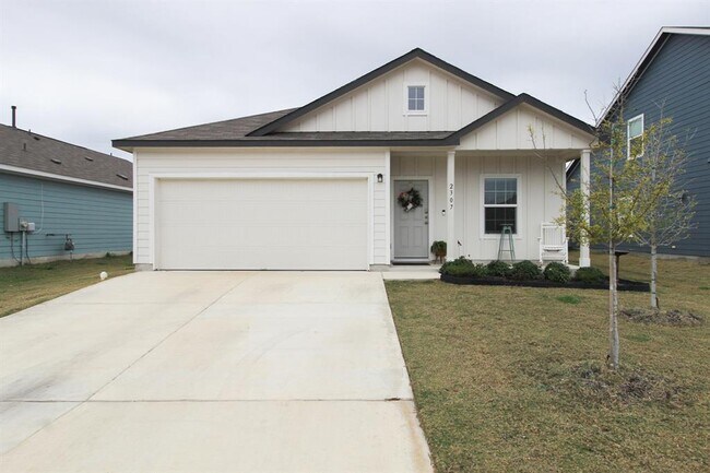 Building Photo - 2307 Red Sky Dr