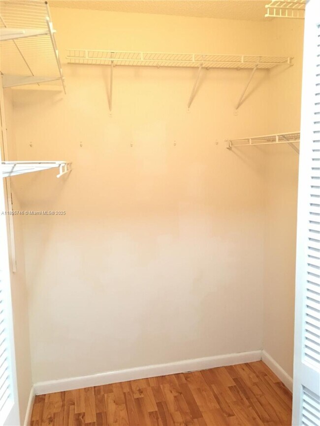 Building Photo - 15731 SW 137th Ave