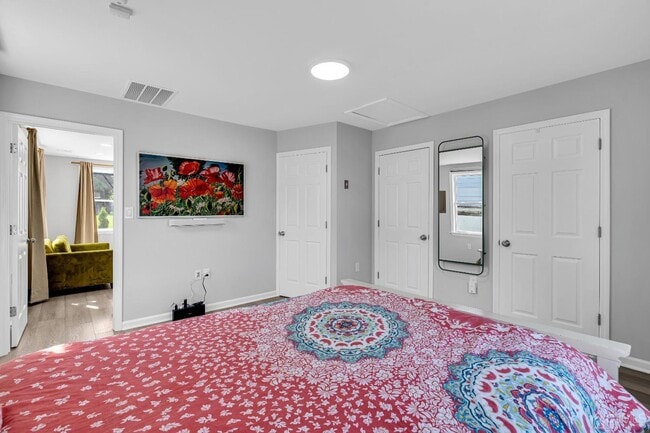 Building Photo - 438 Brookside Ave