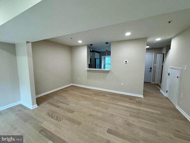 Building Photo - 8353 Founders Woods Way