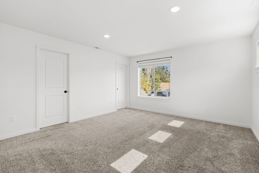 Building Photo - 1006 Pendulum Lane