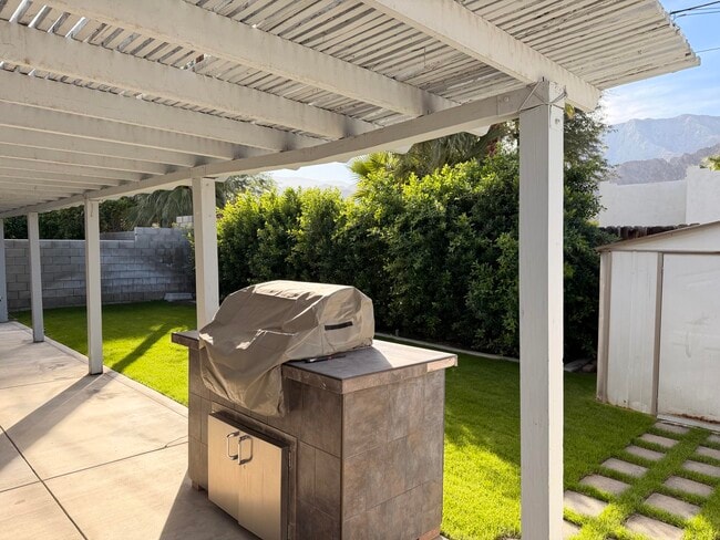 Building Photo - 51905 Avenida Velasco