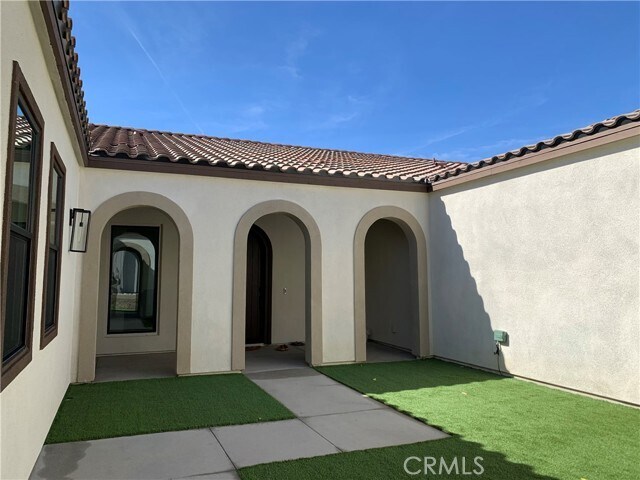Building Photo - 18431 Boulder Blf