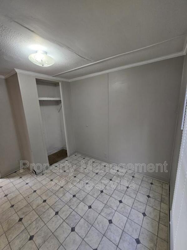 Building Photo - 146 Duncanwood Dr