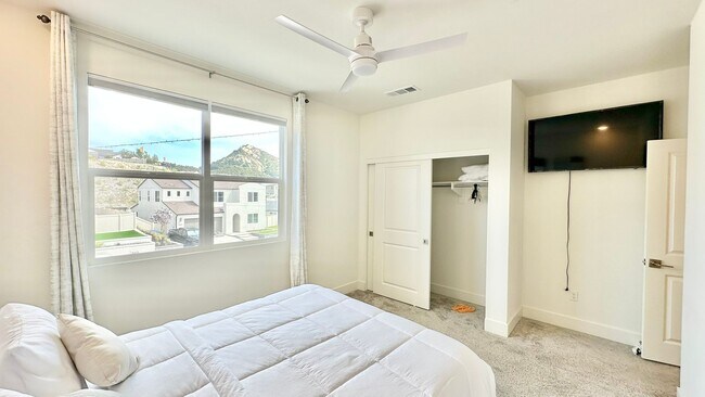 Building Photo - Beautifully Designed, and Upgraded, Newer ...