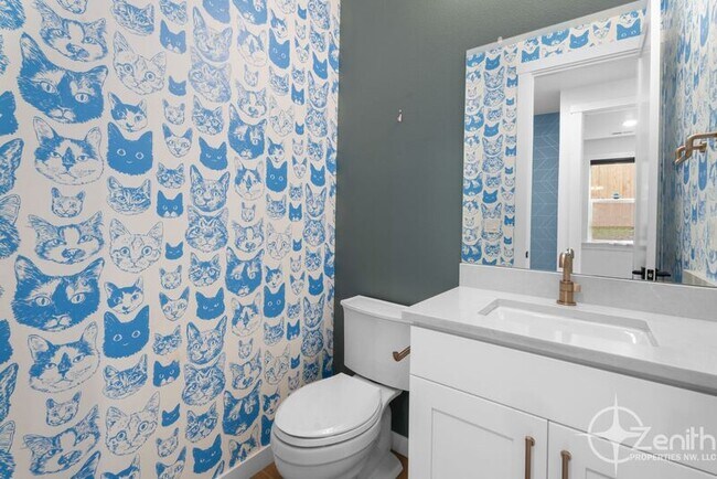 Building Photo - 990 W Magnolia Loop