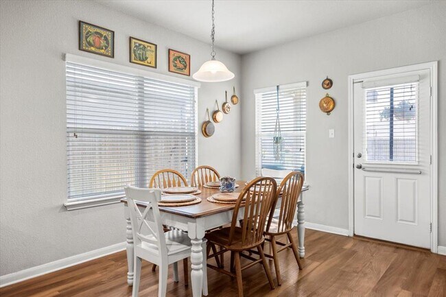 Building Photo - 1300 Ferryman Dr