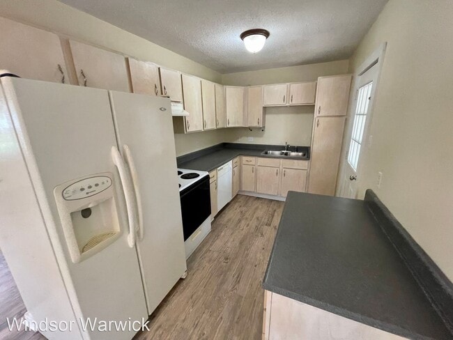 Building Photo - 3 br, 1 bath House - 4750 Halls Mill Rd