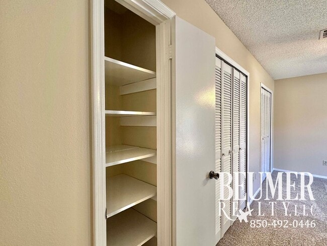 Building Photo - Charming 3 bedroom 2 bath Home for Rent