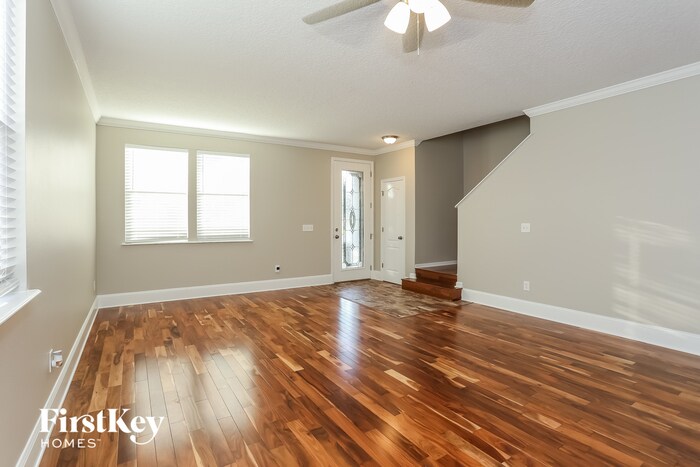Building Photo - 12156 Pebble Point Dr E