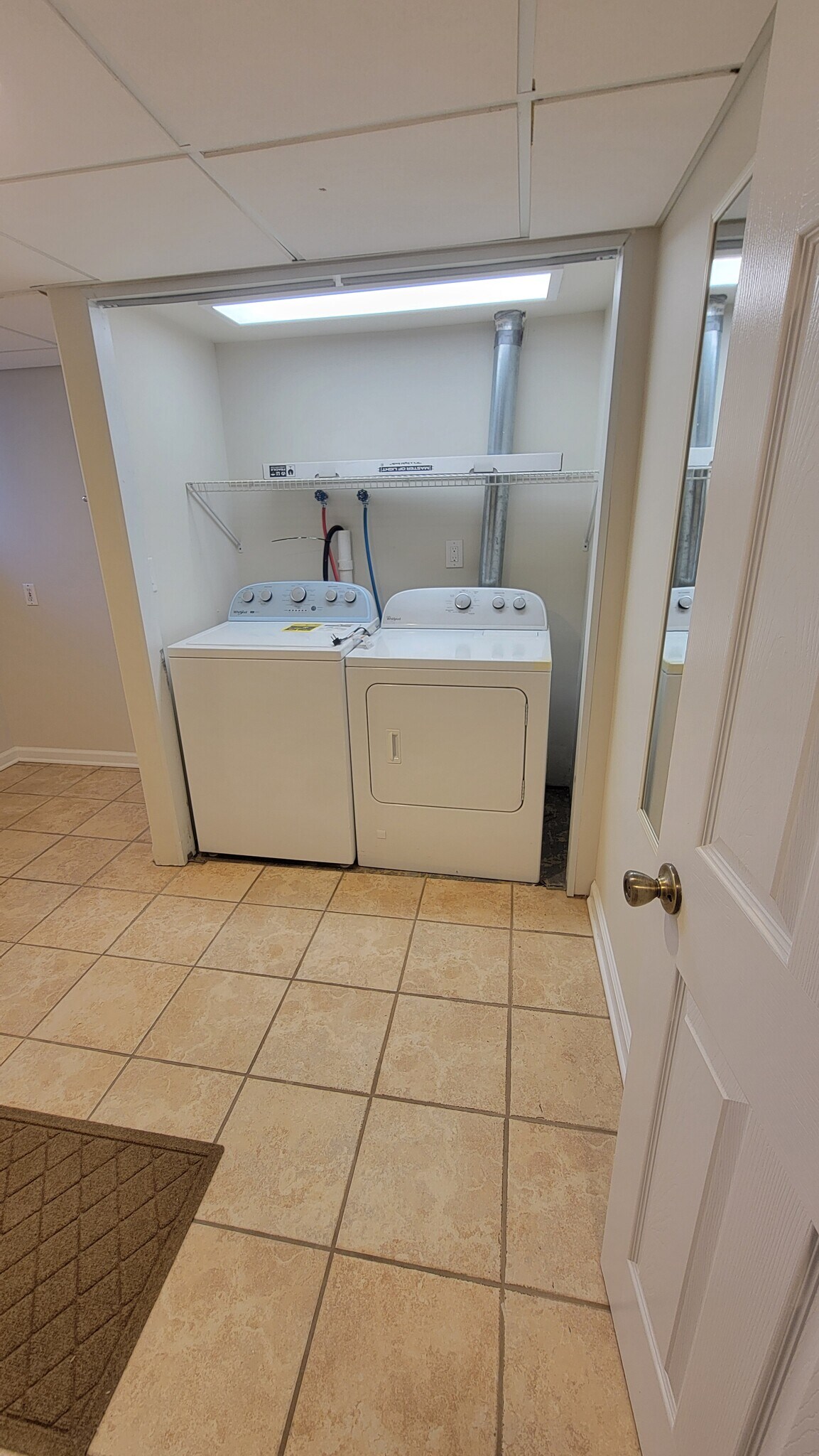 Building Photo - 23 Princeton Dr