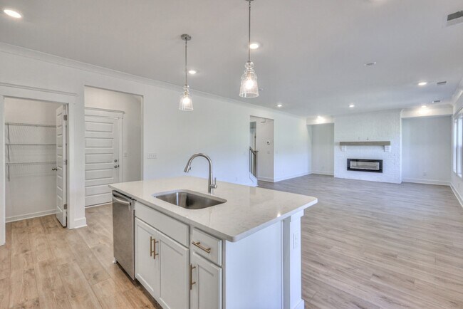 Building Photo - 3510 Howard T Smith Dr