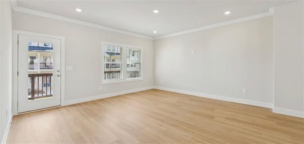 Building Photo - 403 Elise Wy