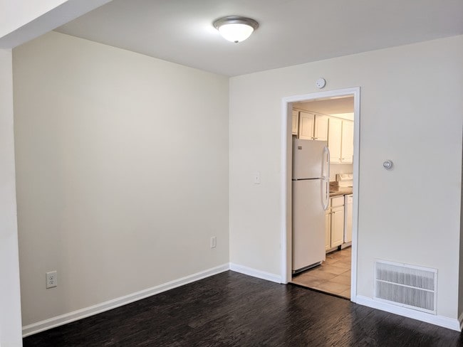 Building Photo - Clarkston Townhomes