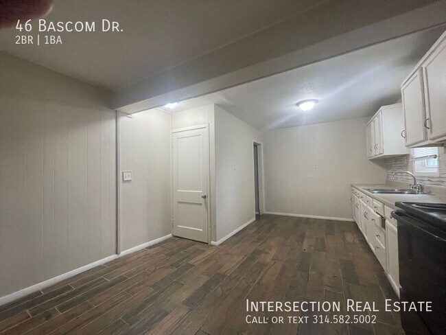 Building Photo - 46 Bascom Dr