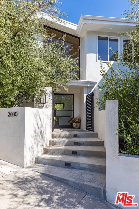 Building Photo - 2600 Zorada Dr