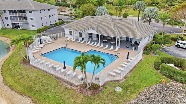 Building Photo - 7831 Regal Heron Cir