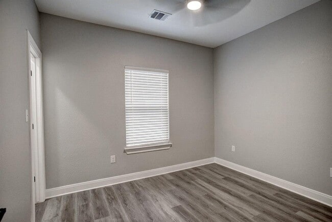 Building Photo - 123 S Kanaio Dr