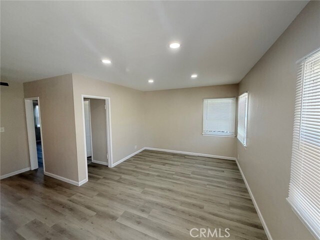 Building Photo - 901 N San Gabriel Ave
