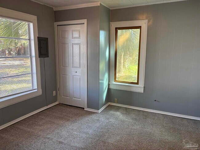 Building Photo - 1717 W Government St