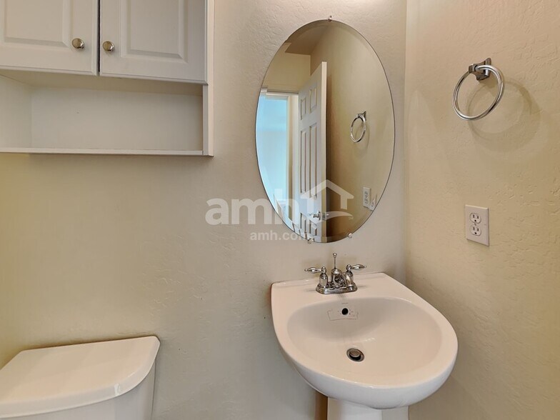 Building Photo - 1859 W Desert Canyon Dr