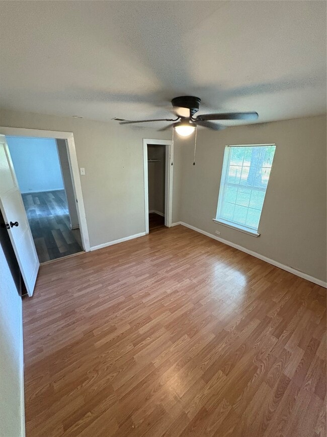 Building Photo - 5717 Eunice St