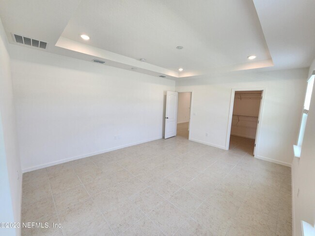 Building Photo - 3256 Crocus Ln