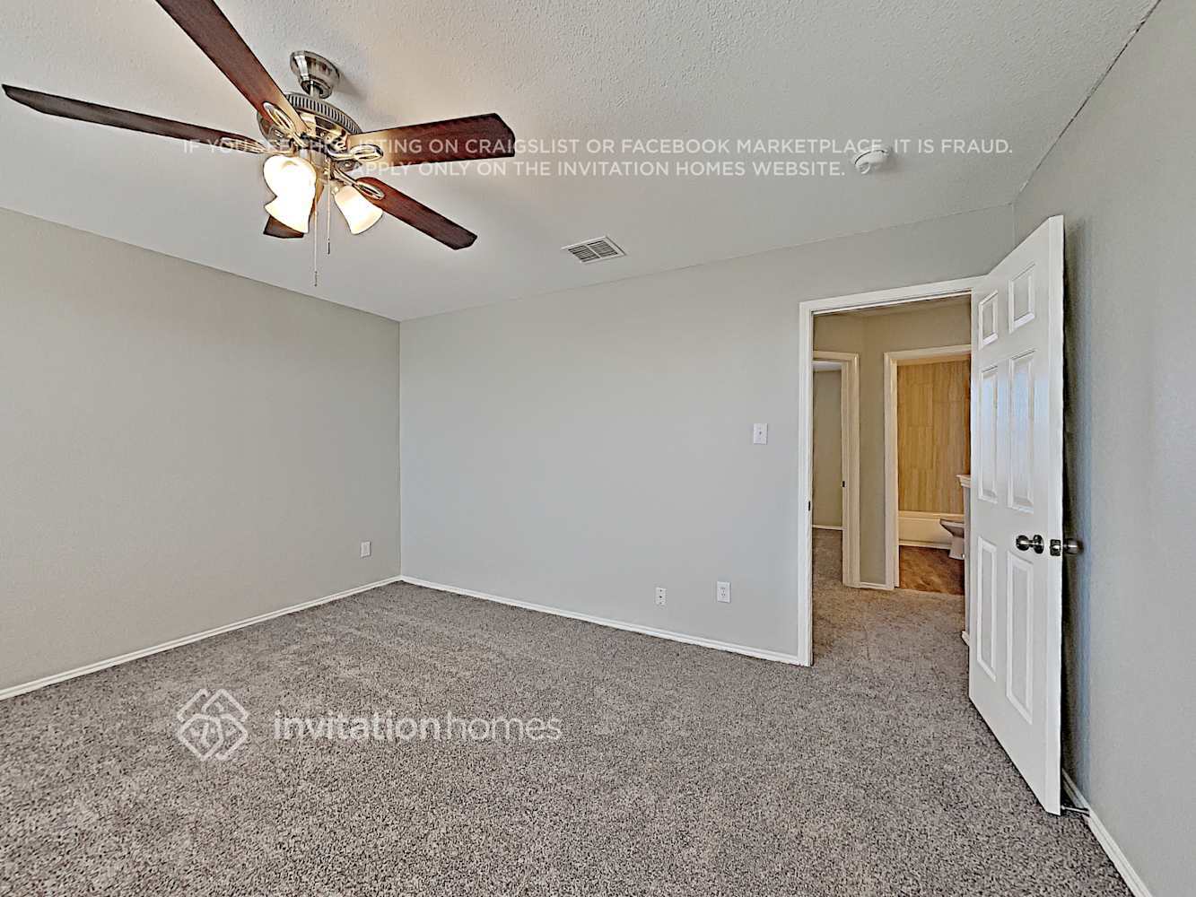 Building Photo - 8415 Beachplum Way