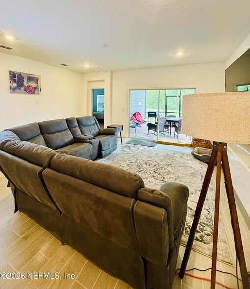 Building Photo - 73 Miromar Lk Dr