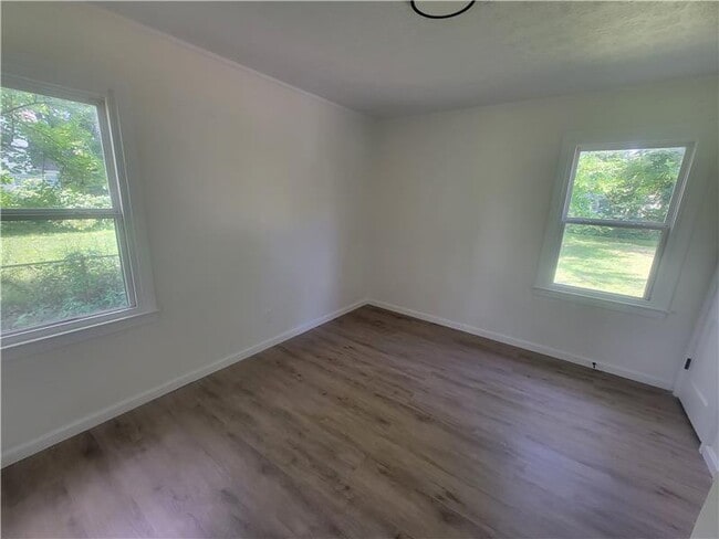 Building Photo - 2349 Delbert Rd