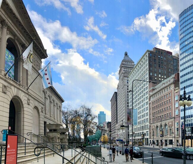 Building Photo - 310 S Michigan Ave