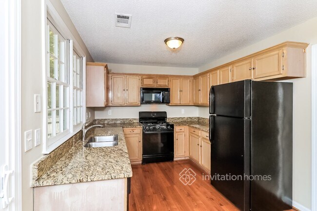 Building Photo - 1074 Wenham Ln