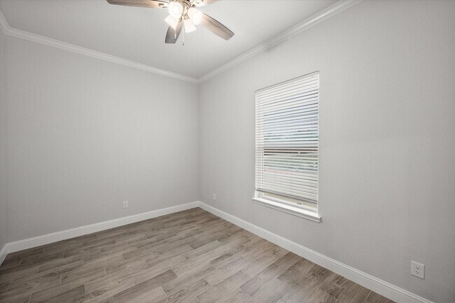 Building Photo - Brand New Arlington Townhome