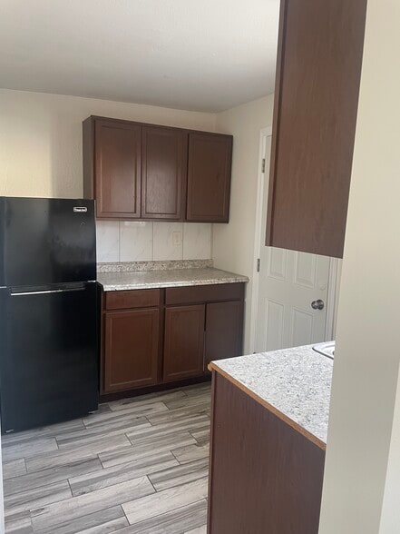 Building Photo - 1733 W 150th St