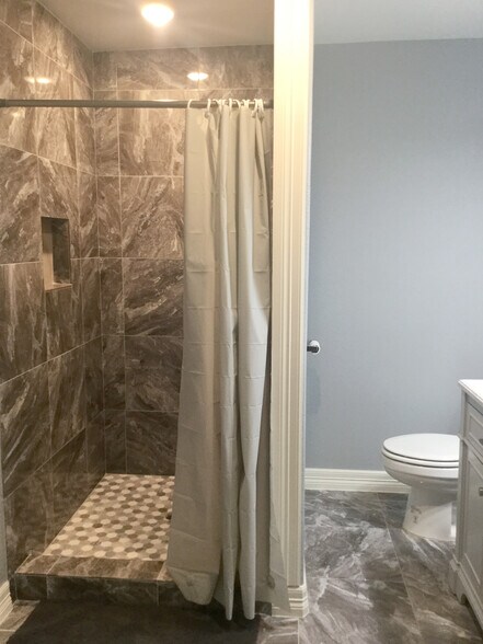 Bathroom 1 - 25745 Dulaney St